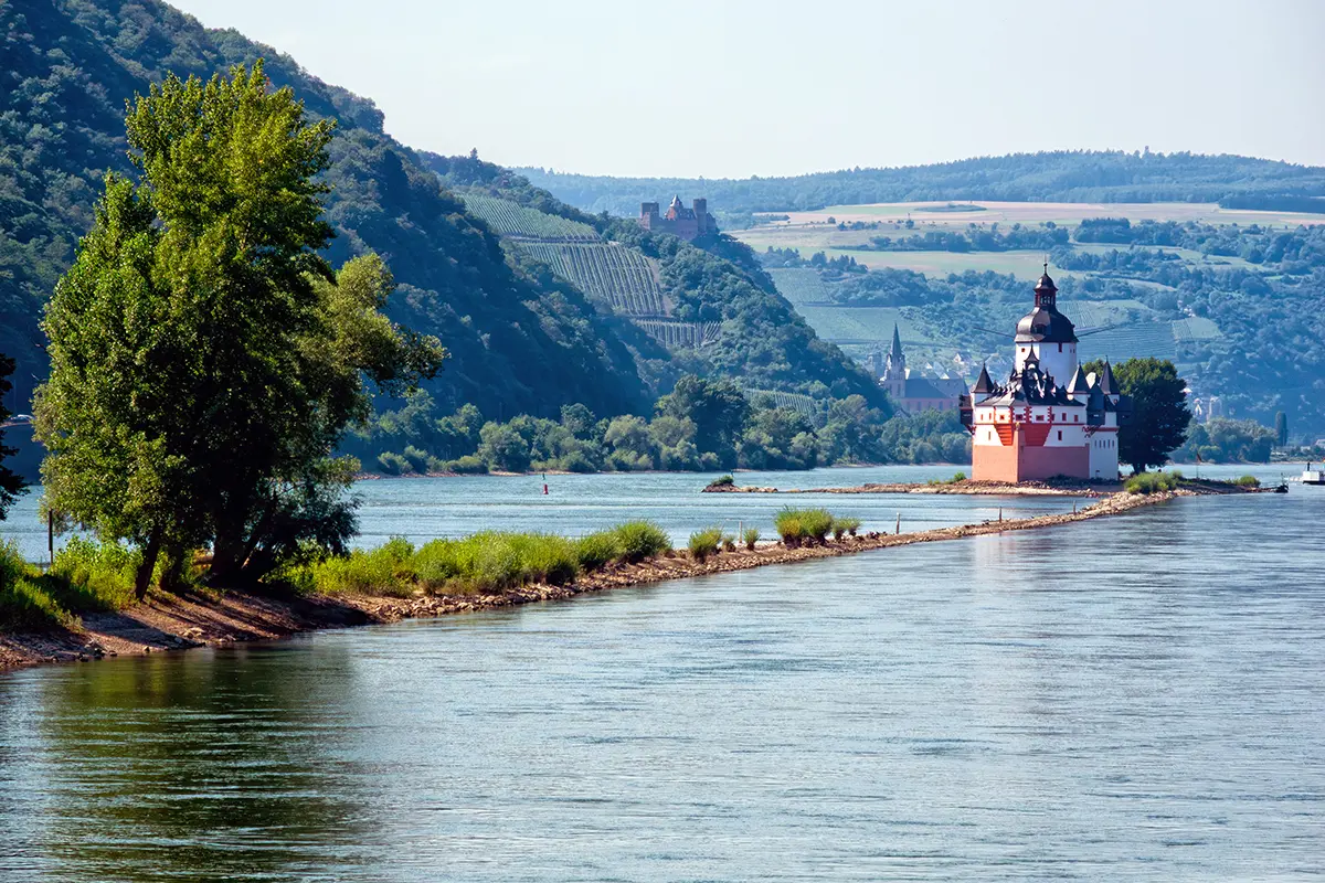 Frühherbstliche Rheinträume